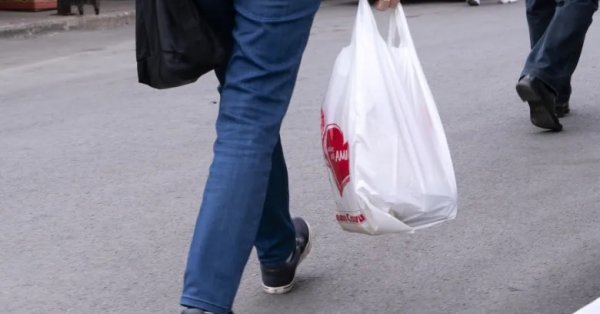 Les sacs de plastique maintenant interdits à Laval