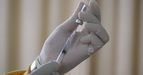 Troisième dose de vaccin pour certains Québécois