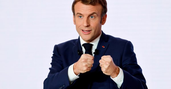  Macron veut « emmerder les non-vaccinés contre la COVID-19 jusqu’au bout »